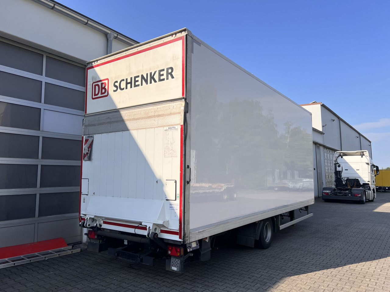 Ackermann Z-KA-F10.5/7,6 1 Achs Kofferanhänger, Ladebordwand - Closed box trailer: picture 4 Ackermann Z-KA-F10.5/7,6 1 Achs Kofferanhänger, Ladebordwand - Closed box trailer: picture 4