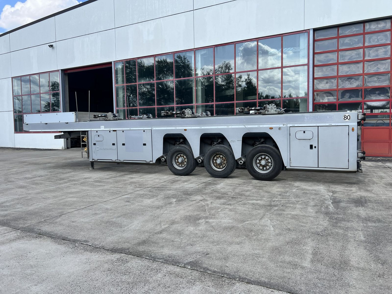 Faymonville 3-Achs-Beton-Innenlader PREFAMAX, Wenig Benutzt - Container transporter/ Swap body semi-trailer: picture 1 Faymonville 3-Achs-Beton-Innenlader PREFAMAX, Wenig Benutzt - Container transporter/ Swap body semi-trailer: picture 1