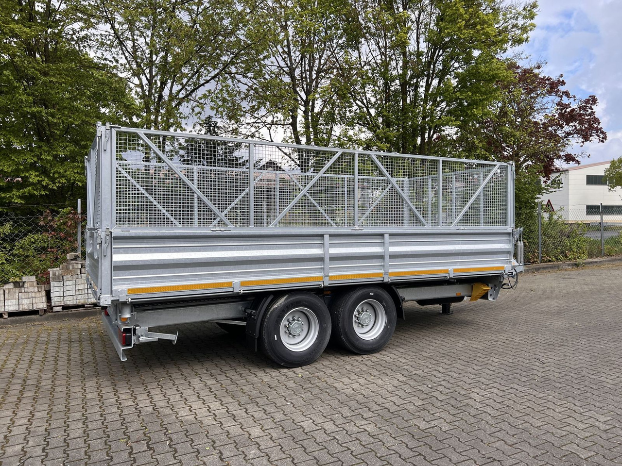 Tipper trailer Möslein  14 t Tandem- Kipper Tieflader 5,70 m lang, Brei: picture 8
