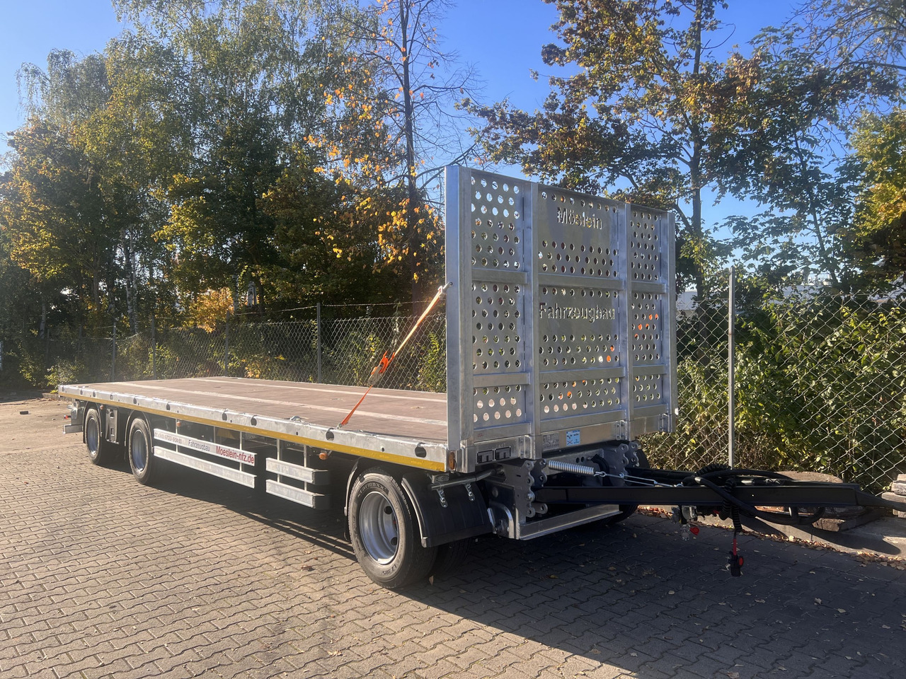 Möslein T 3 Plato 8,6 m 3 Achs Jumbo- Plato- Anhänger 8,60 m, Mega - Dropside/ Flatbed trailer: picture 5 Möslein T 3 Plato 8,6 m 3 Achs Jumbo- Plato- Anhänger 8,60 m, Mega - Dropside/ Flatbed trailer: picture 5