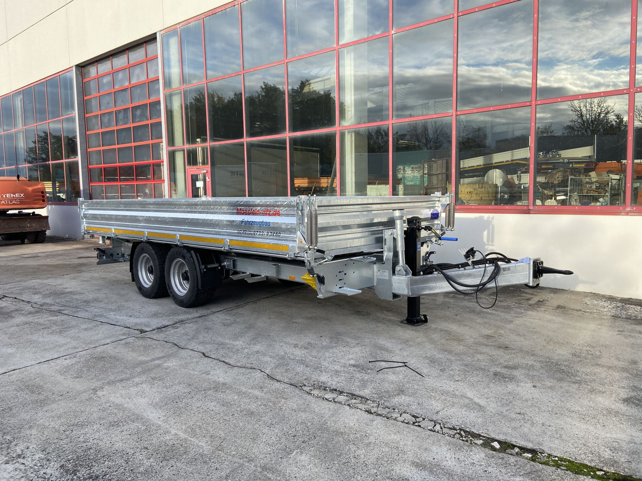 Möslein TTD 11 Breite Reifen Kipper Tieflader, Breite Reifen-- Neufahrzeug -- - Tipper trailer: picture 5 Möslein TTD 11 Breite Reifen Kipper Tieflader, Breite Reifen-- Neufahrzeug -- - Tipper trailer: picture 5