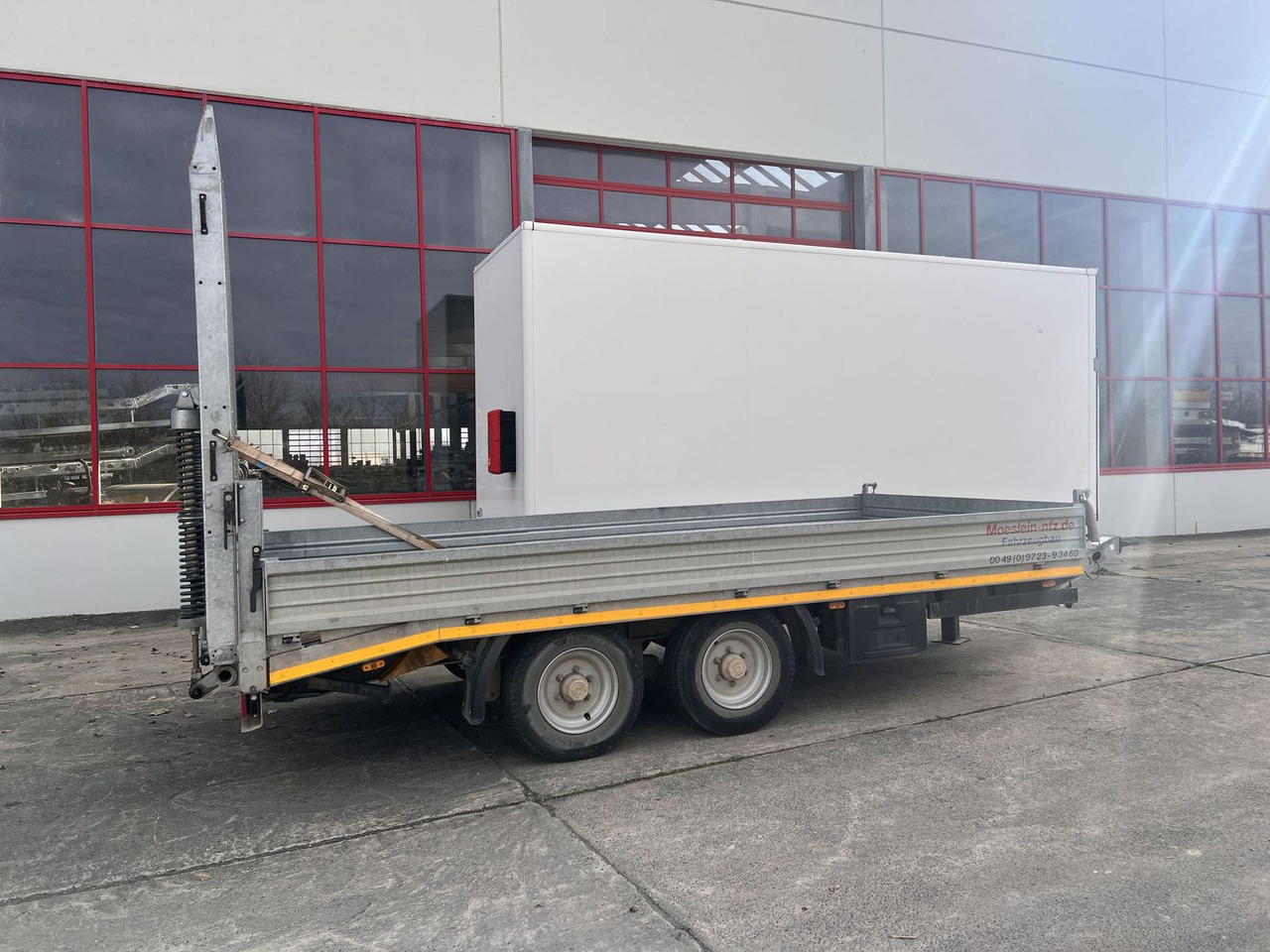 Möslein Tandemtieflader, Breite Rampen, Wenig Benutzt - Low loader trailer: picture 2 Möslein Tandemtieflader, Breite Rampen, Wenig Benutzt - Low loader trailer: picture 2