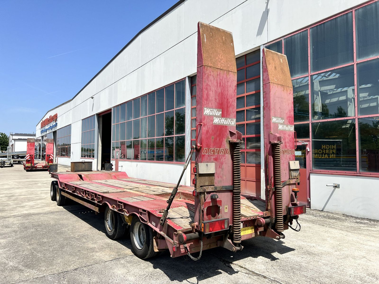 Müller-Mitteltal 4 Achs Tiefladeranhänger - Low loader trailer: picture 4 Müller-Mitteltal 4 Achs Tiefladeranhänger - Low loader trailer: picture 4