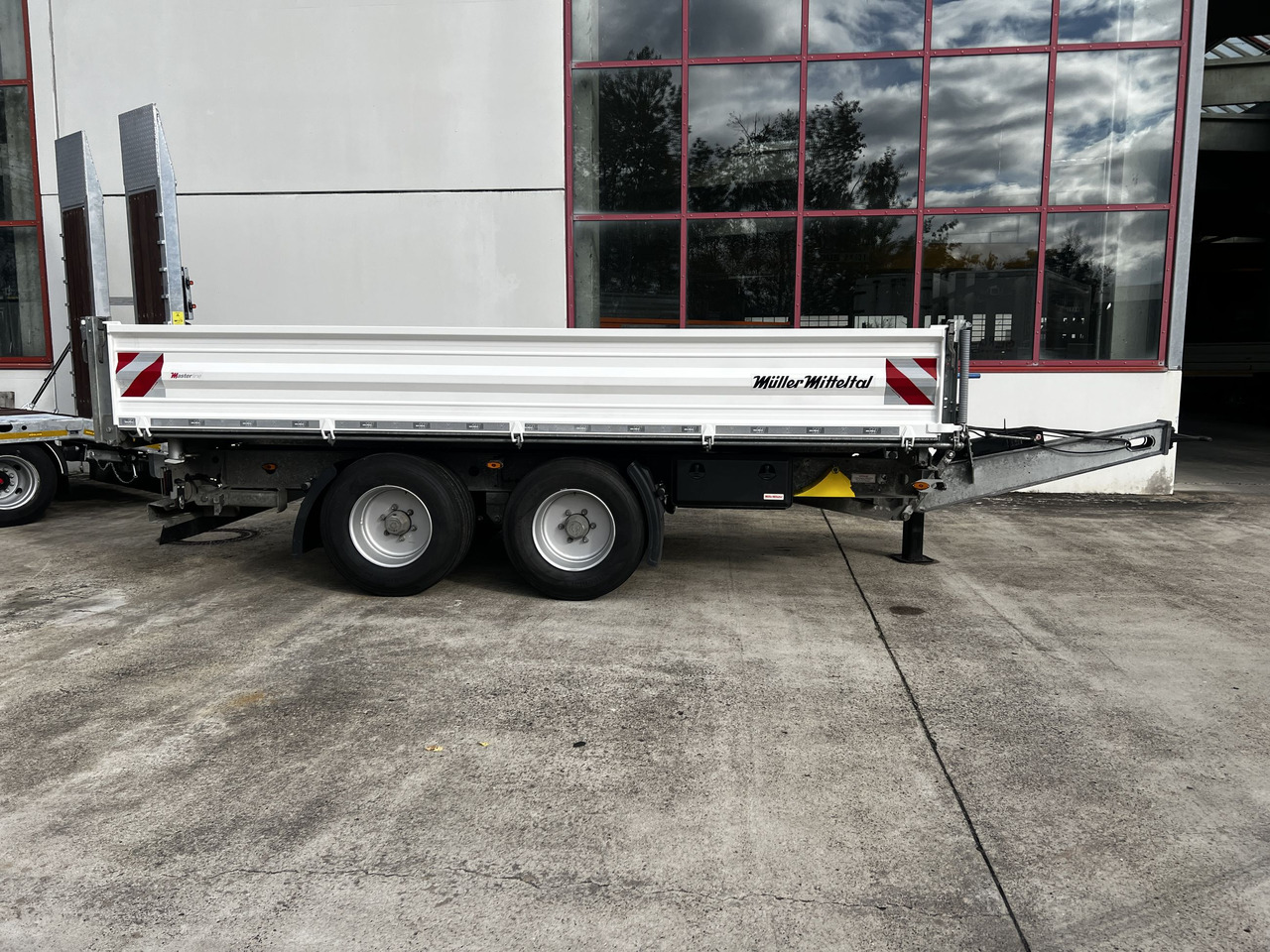 Müller Mitteltal TA-2 14,4 t Tandemkipper- Tieflader Breitbereifung NEUWERTIG - Tipper trailer: picture 2 Müller Mitteltal TA-2 14,4 t Tandemkipper- Tieflader Breitbereifung NEUWERTIG - Tipper trailer: picture 2