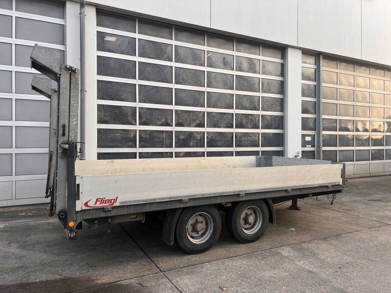 Tandemtieflader - Low loader trailer: picture 4 Tandemtieflader - Low loader trailer: picture 4