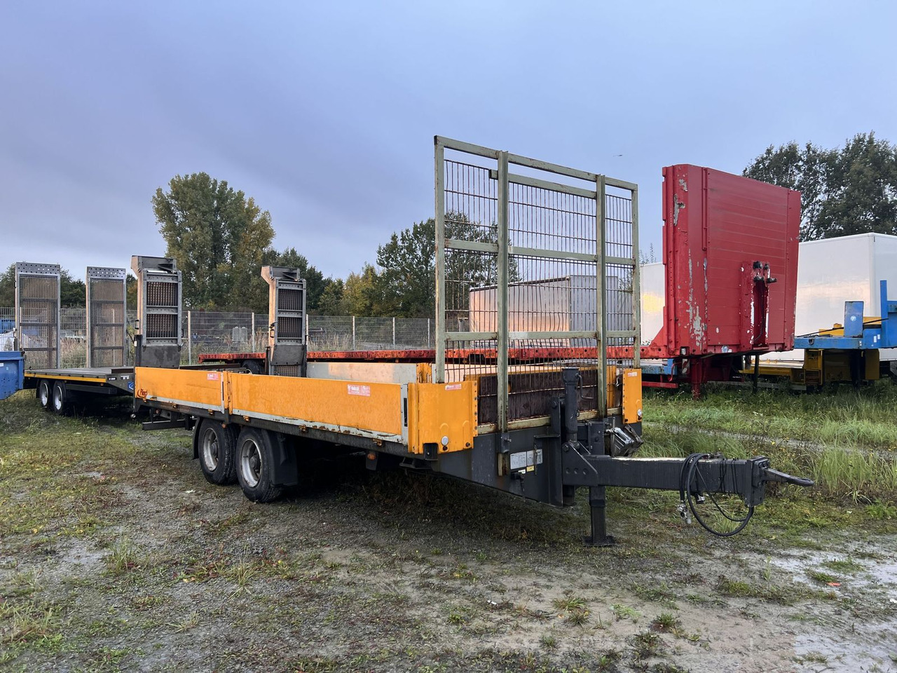 Tandemtieflader - Low loader trailer: picture 2 Tandemtieflader - Low loader trailer: picture 2