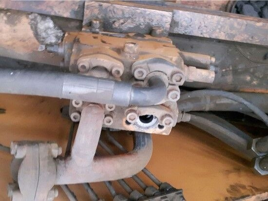 Hydraulic valve Marrel  for hydraulic breaker: picture 1