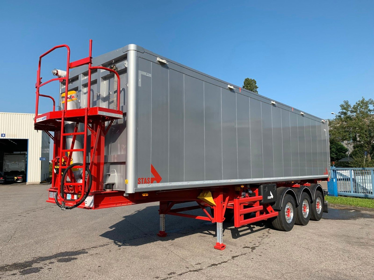 Stas Agrostar 51,8 cbm Stas Agrostar 51,8 cbm - Tipper semi-trailer: picture 5 Stas Agrostar 51,8 cbm Stas Agrostar 51,8 cbm - Tipper semi-trailer: picture 5