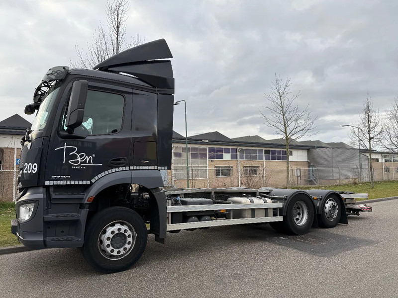 Cab chassis truck Mercedes-Benz Antos 2730 LL 2017: picture 16 Cab chassis truck Mercedes-Benz Antos 2730 LL 2017: picture 16