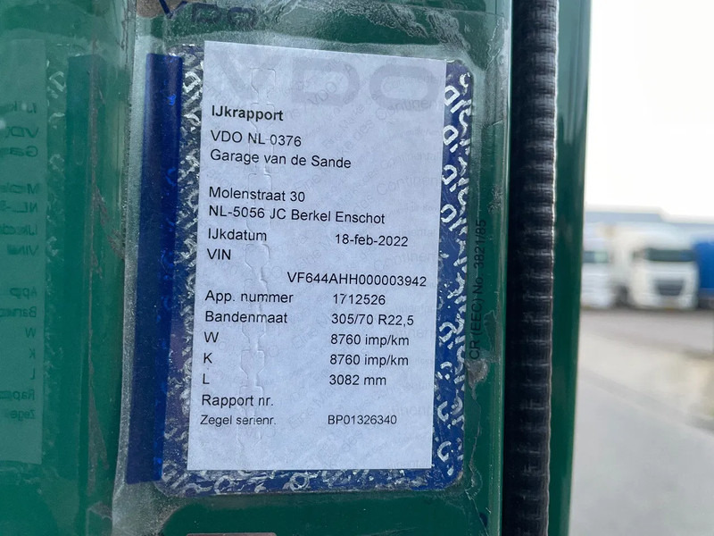 Leasing of Renault Midlum 270 2010 chereau + carrier Renault Midlum 270 2010 chereau + carrier: picture 10