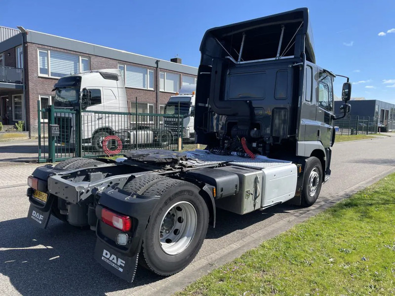 DAF CF 370 2016 only 562.000 km - Tractor unit: picture 3 DAF CF 370 2016 only 562.000 km - Tractor unit: picture 3