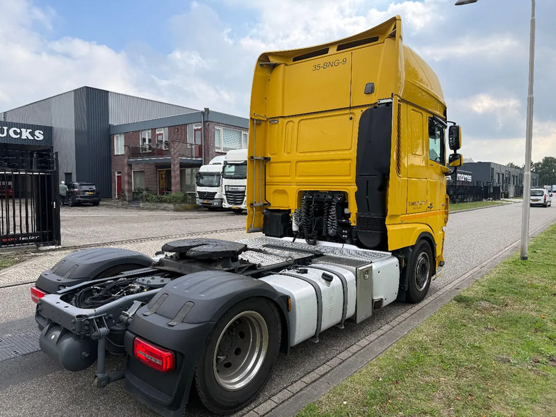 DAF XF 530 MEGA 5-2019 RETARDER ONLY 596.000 KM - Tractor unit: picture 4 DAF XF 530 MEGA 5-2019 RETARDER ONLY 596.000 KM - Tractor unit: picture 4