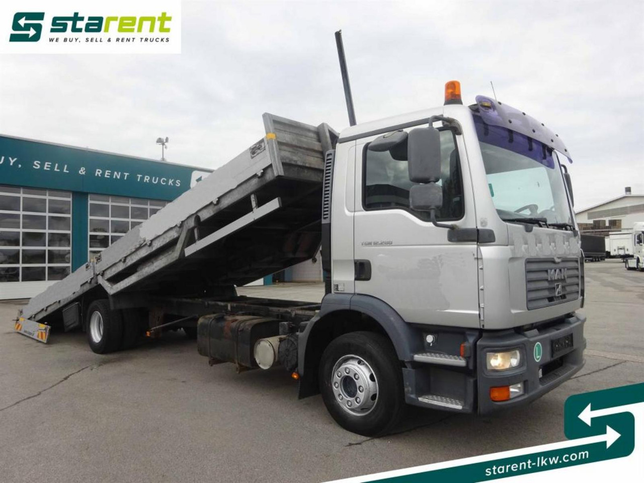 MAN TGM 12.280, Fahrzeugtransporter, kippbar - Autotransporter truck: picture 2 MAN TGM 12.280, Fahrzeugtransporter, kippbar - Autotransporter truck: picture 2