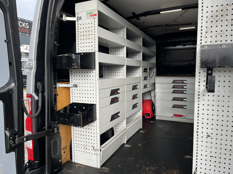 Panel van Renault Master 130.35 L2 H2, Euro 6, Airco incl complete werkplaatsinrichting: picture 16 Panel van Renault Master 130.35 L2 H2, Euro 6, Airco incl complete werkplaatsinrichting: picture 16