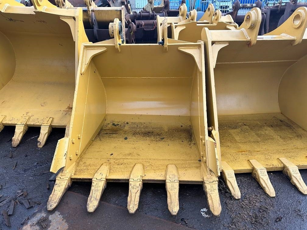 CAT 330 bucket UNUSED - Bucket for Construction machinery: picture 2 CAT 330 bucket UNUSED - Bucket for Construction machinery: picture 2