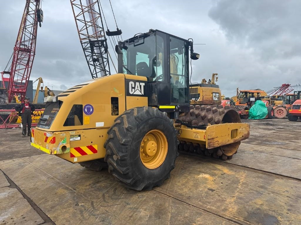 CAT CP 533 E - Compactor: picture 5 CAT CP 533 E - Compactor: picture 5