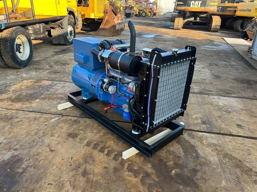 Ricardo 50kva (40kw) generator 3 phase 50hz 400v unused  - Generator set: picture 4 Ricardo 50kva (40kw) generator 3 phase 50hz 400v unused  - Generator set: picture 4