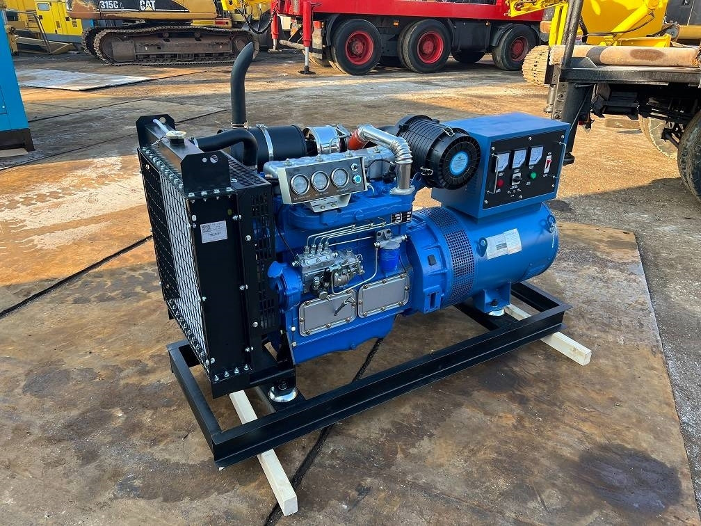 Ricardo 50kva (40kw) generator 3 phase 50hz 400v unused  - Generator set: picture 1 Ricardo 50kva (40kw) generator 3 phase 50hz 400v unused  - Generator set: picture 1