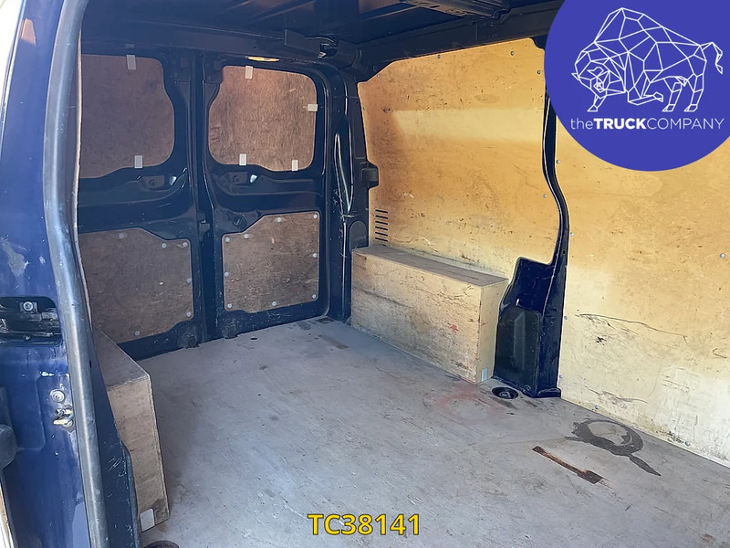 Small van Peugeot Expert 2l 120cv: picture 10
