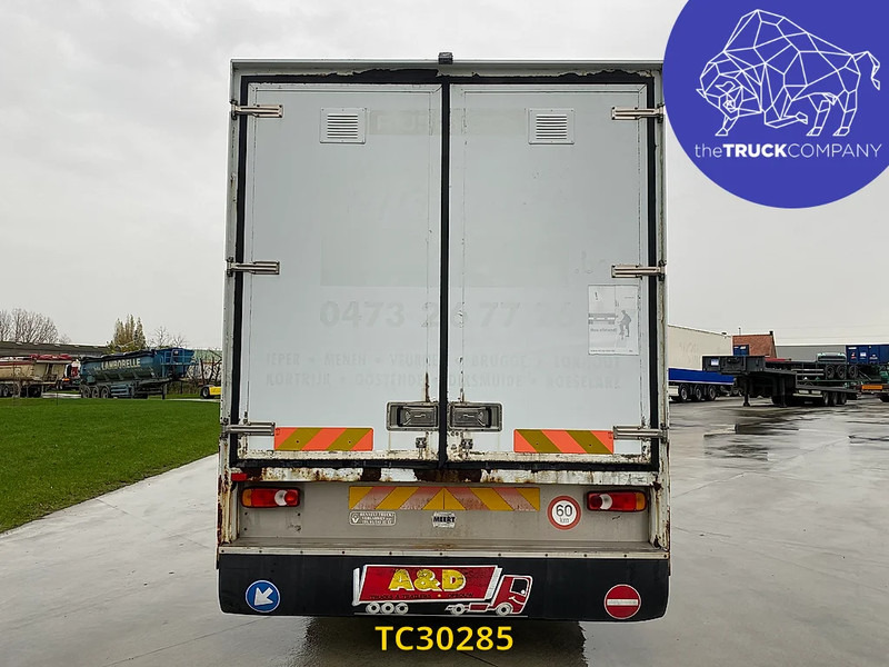 Renault Midlum 220 - Box truck: picture 3 Renault Midlum 220 - Box truck: picture 3