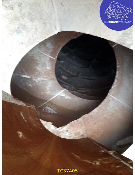 Concrete mixer semi-trailer Renders: picture 13