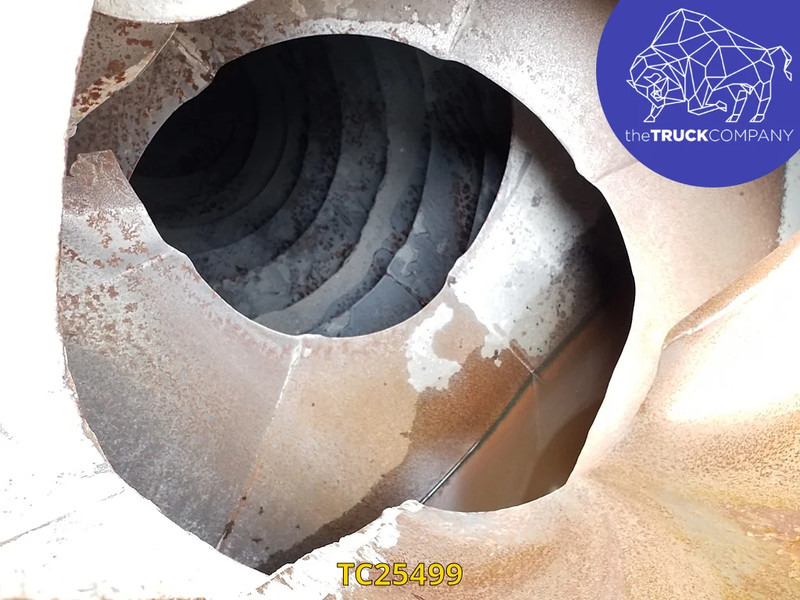 Concrete mixer semi-trailer Renders: picture 17