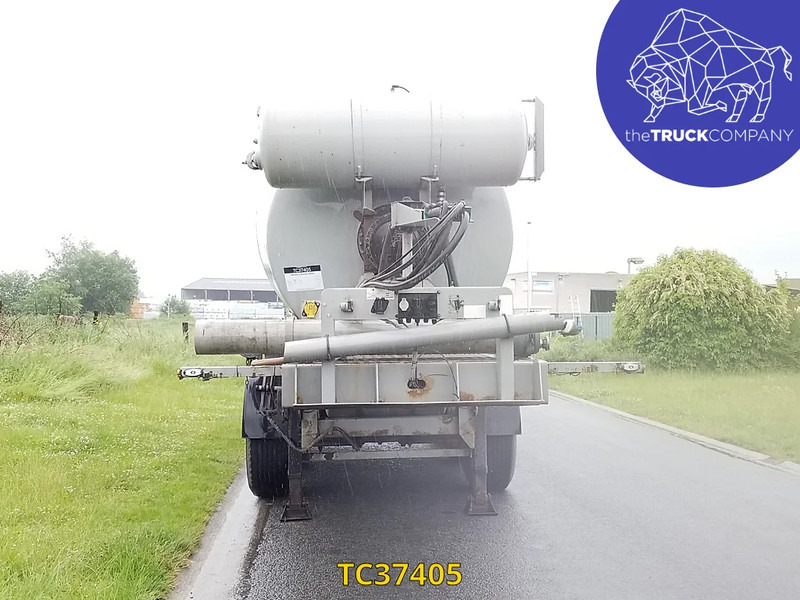 Concrete mixer semi-trailer Renders: picture 6