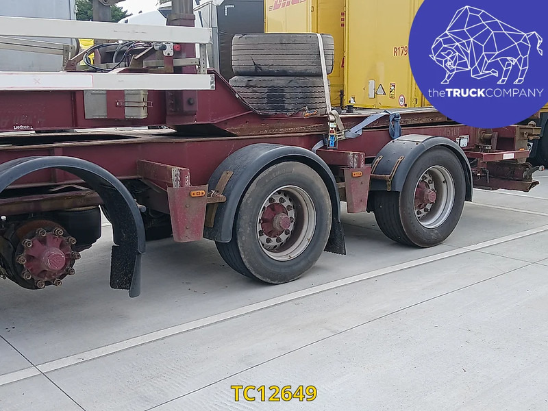 Renders ROC 12.27 CC - Container transporter/ Swap body semi-trailer: picture 2 Renders ROC 12.27 CC - Container transporter/ Swap body semi-trailer: picture 2