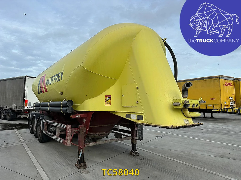 SPITZER - Tank semi-trailer: picture 3 SPITZER - Tank semi-trailer: picture 3