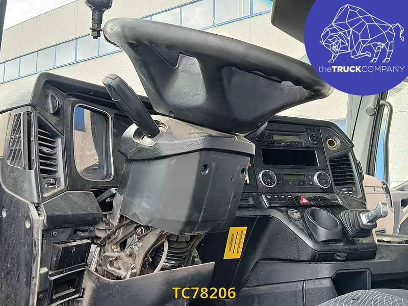 Tractor unit Mercedes-Benz Actros 1842: picture 11