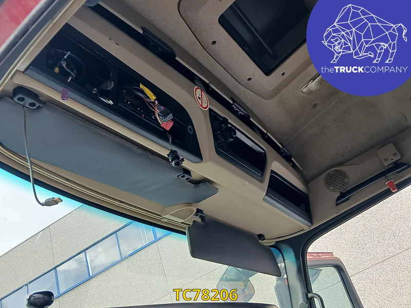 Tractor unit Mercedes-Benz Actros 1842: picture 12