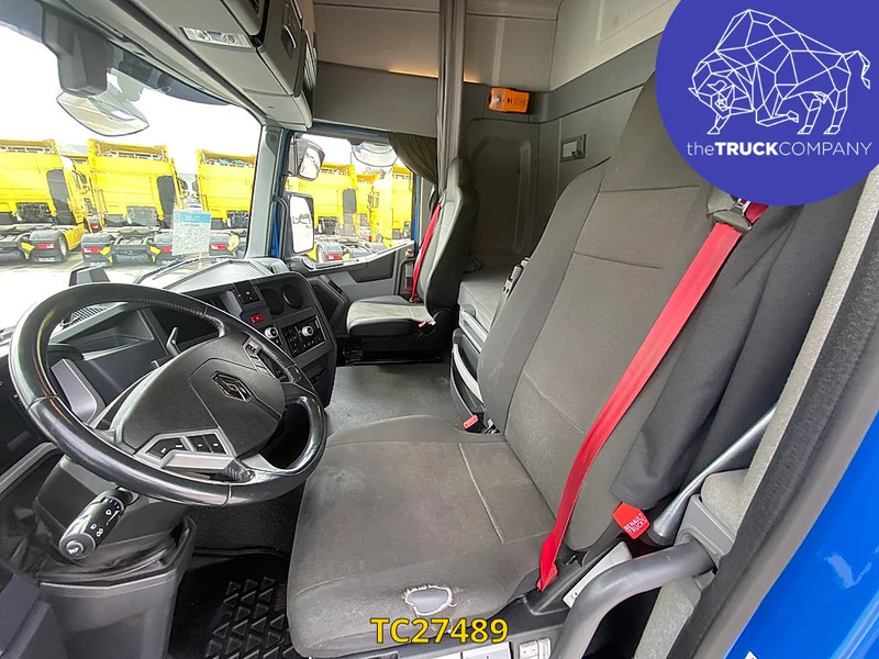 Renault T 440 - Tractor unit: picture 5 Renault T 440 - Tractor unit: picture 5