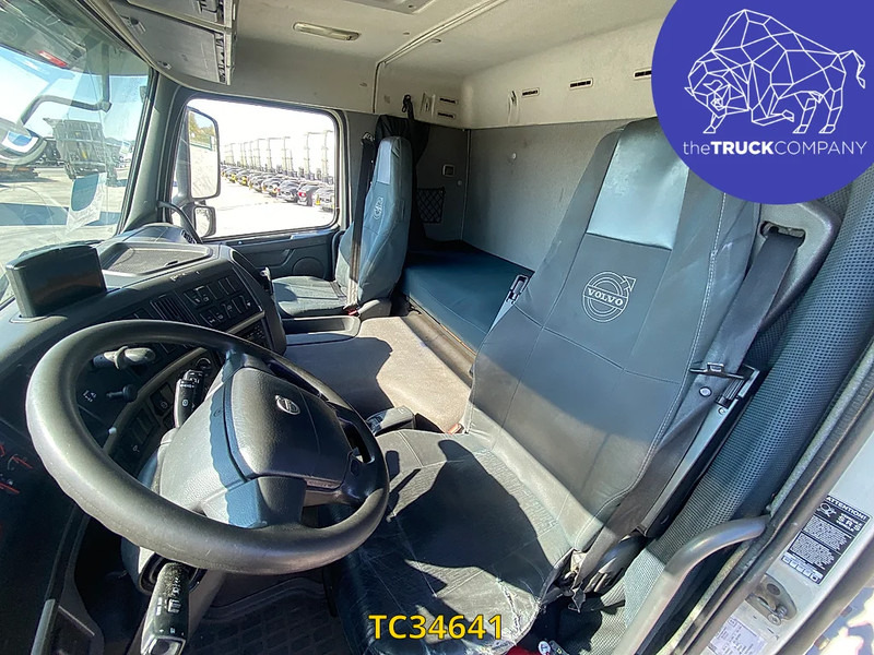 Volvo FM 330 - Refrigerator truck: picture 5 Volvo FM 330 - Refrigerator truck: picture 5