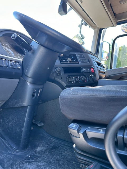 Refrigerator truck DAF CF 370 Tiefkühler NUR 426000 km: picture 14