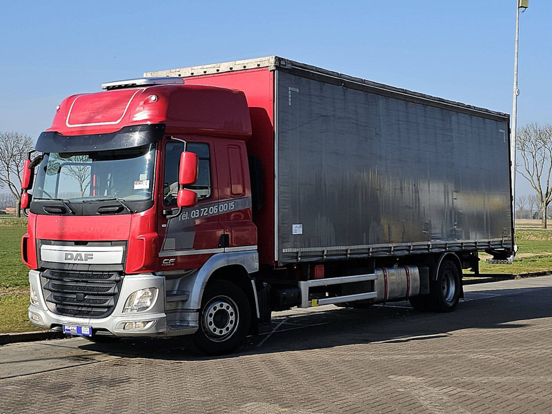 DAF CF 400 FA SPACECAB - Curtainsider truck: picture 2 DAF CF 400 FA SPACECAB - Curtainsider truck: picture 2