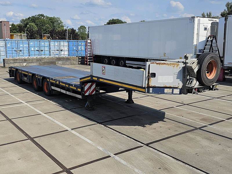 Doll VARIO S3L 5.5M EXT WIDE SPREAD - Low loader semi-trailer: picture 3 Doll VARIO S3L 5.5M EXT WIDE SPREAD - Low loader semi-trailer: picture 3