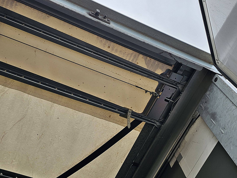 Curtainsider semi-trailer Fliegl SCHUIFZ COIL: picture 9 Curtainsider semi-trailer Fliegl SCHUIFZ COIL: picture 9