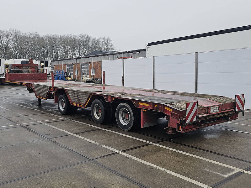Goldhofer SPN-L33-32/80 - Low loader semi-trailer: picture 5 Goldhofer SPN-L33-32/80 - Low loader semi-trailer: picture 5