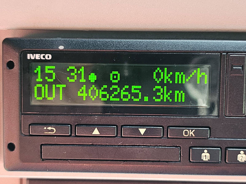 Autotransporter truck Iveco 120E28 EUROCARGO FLY DECK 2 CARS: picture 9 Autotransporter truck Iveco 120E28 EUROCARGO FLY DECK 2 CARS: picture 9