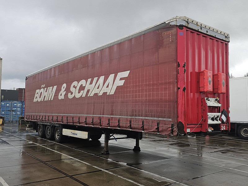 Krone SD - Curtainsider semi-trailer: picture 3 Krone SD - Curtainsider semi-trailer: picture 3