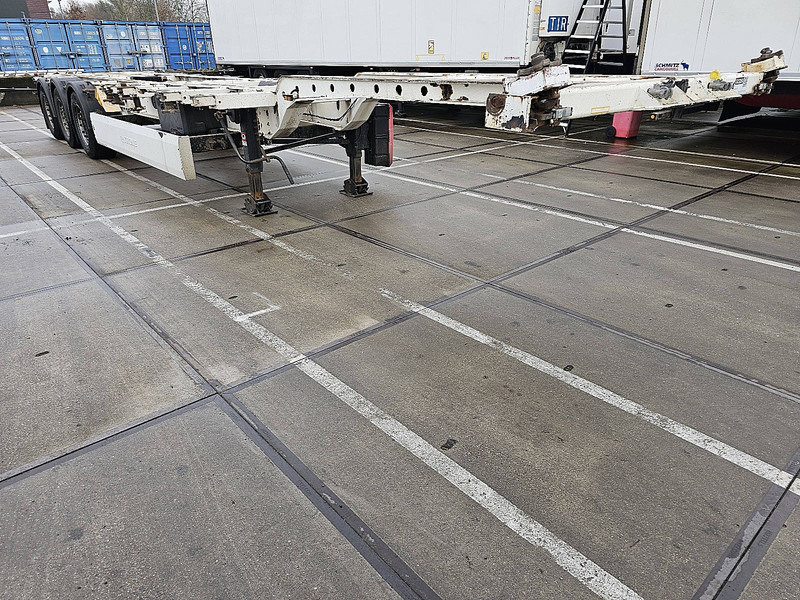 Krone SD - Container transporter/ Swap body semi-trailer: picture 3 Krone SD - Container transporter/ Swap body semi-trailer: picture 3