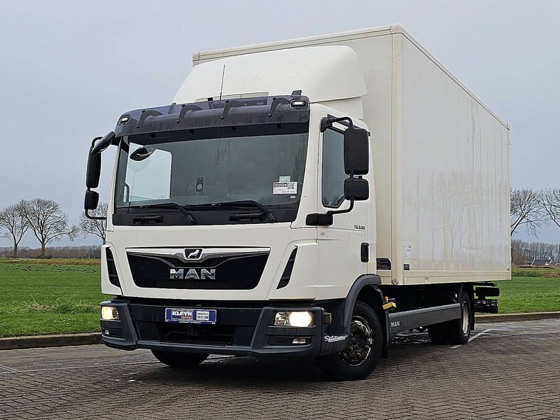 MAN 8.180 TGL Möbelkoffer - Box truck: picture 1 MAN 8.180 TGL Möbelkoffer - Box truck: picture 1