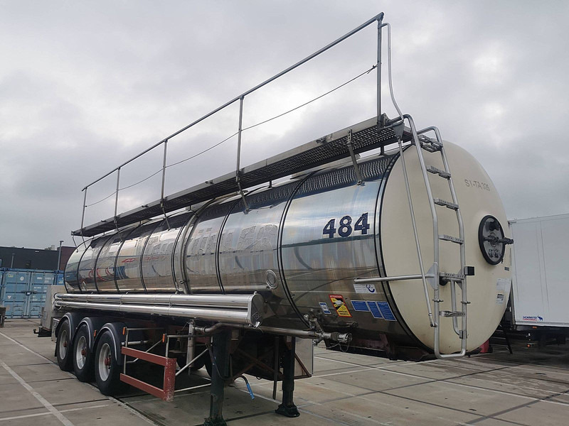 Magyar SR 34 Ibex-Gardner Denver - Tank semi-trailer: picture 3 Magyar SR 34 Ibex-Gardner Denver - Tank semi-trailer: picture 3
