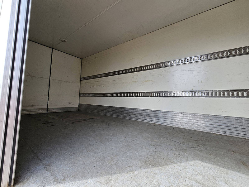 Leasing of Renault MIDLUM 180.12 Renault MIDLUM 180.12: picture 13 Leasing of Renault MIDLUM 180.12 Renault MIDLUM 180.12: picture 13