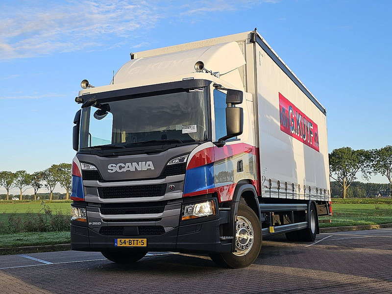 Scania P250 3T LIFT EDSCHA - Curtainsider truck: picture 1 Scania P250 3T LIFT EDSCHA - Curtainsider truck: picture 1