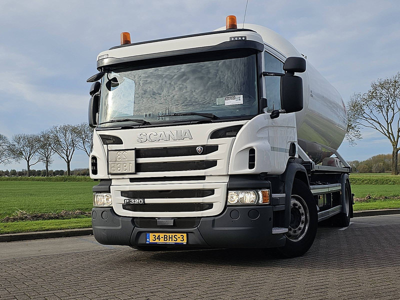 Scania P320 - Tank truck: picture 1 Scania P320 - Tank truck: picture 1
