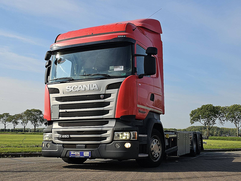 Scania R450 HL 6X2*4 RET. CROWN - Container transporter/ Swap body truck: picture 1 Scania R450 HL 6X2*4 RET. CROWN - Container transporter/ Swap body truck: picture 1