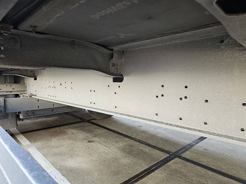 Schmitz Cargobull MEGA - Curtainsider semi-trailer: picture 5 Schmitz Cargobull MEGA - Curtainsider semi-trailer: picture 5