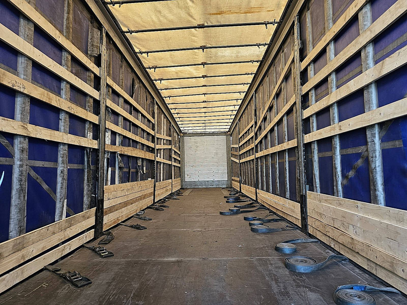 Schmitz Cargobull MEGA - Curtainsider semi-trailer: picture 2 Schmitz Cargobull MEGA - Curtainsider semi-trailer: picture 2