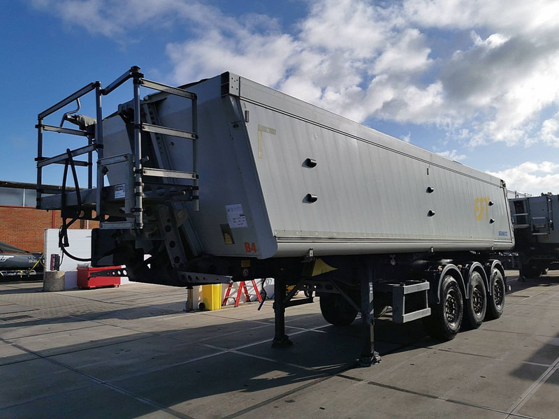 Schmitz Cargobull SGF*S3 - Tipper semi-trailer: picture 1 Schmitz Cargobull SGF*S3 - Tipper semi-trailer: picture 1